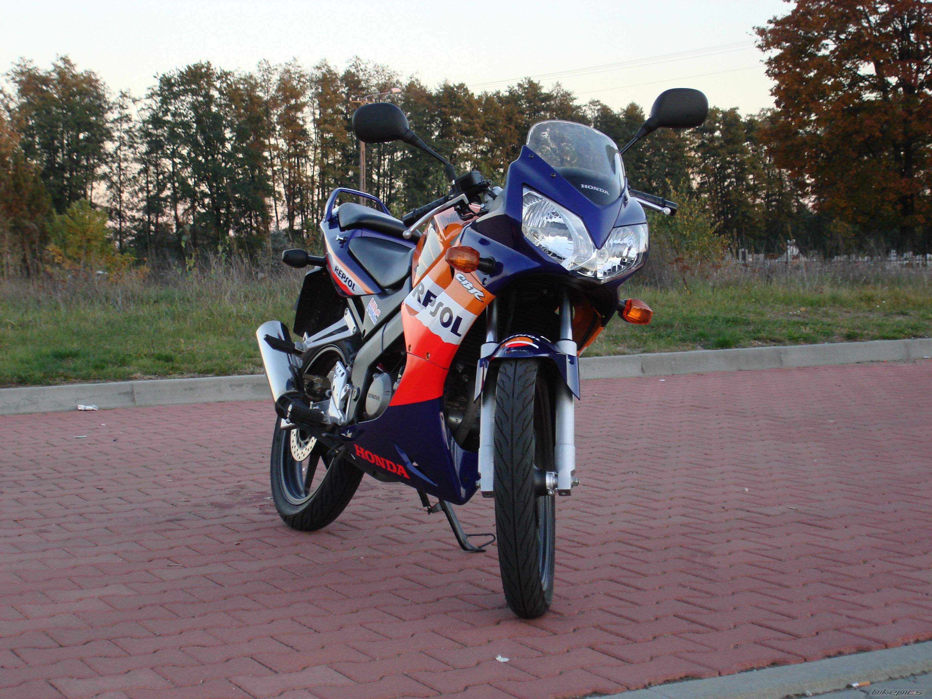 Photo 1056984