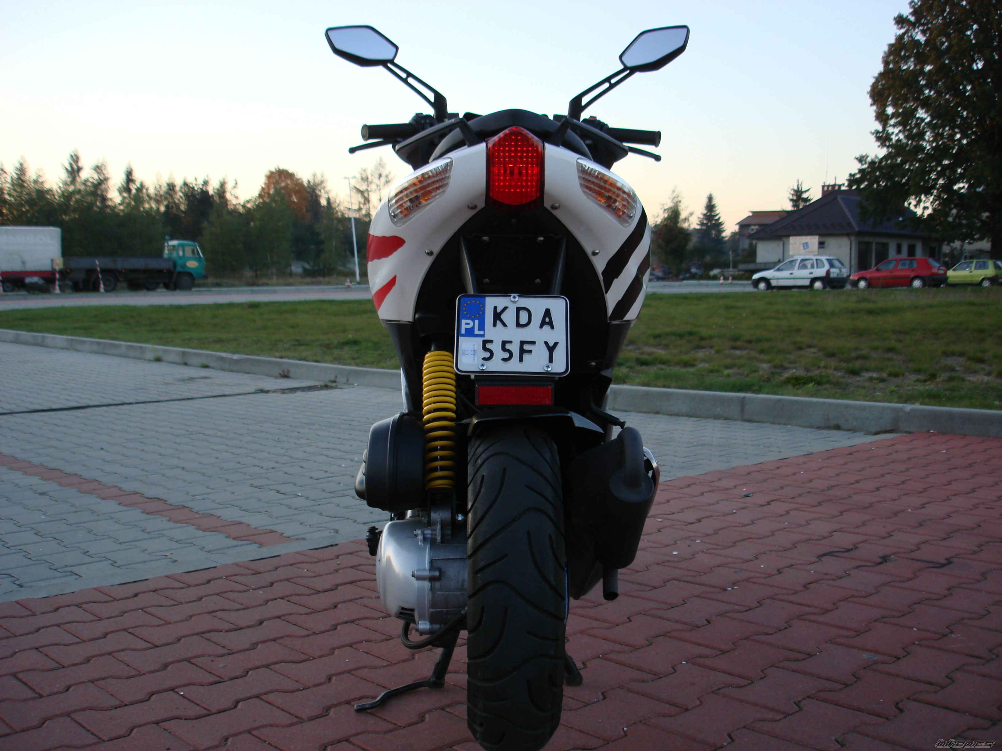 Photo 1057009