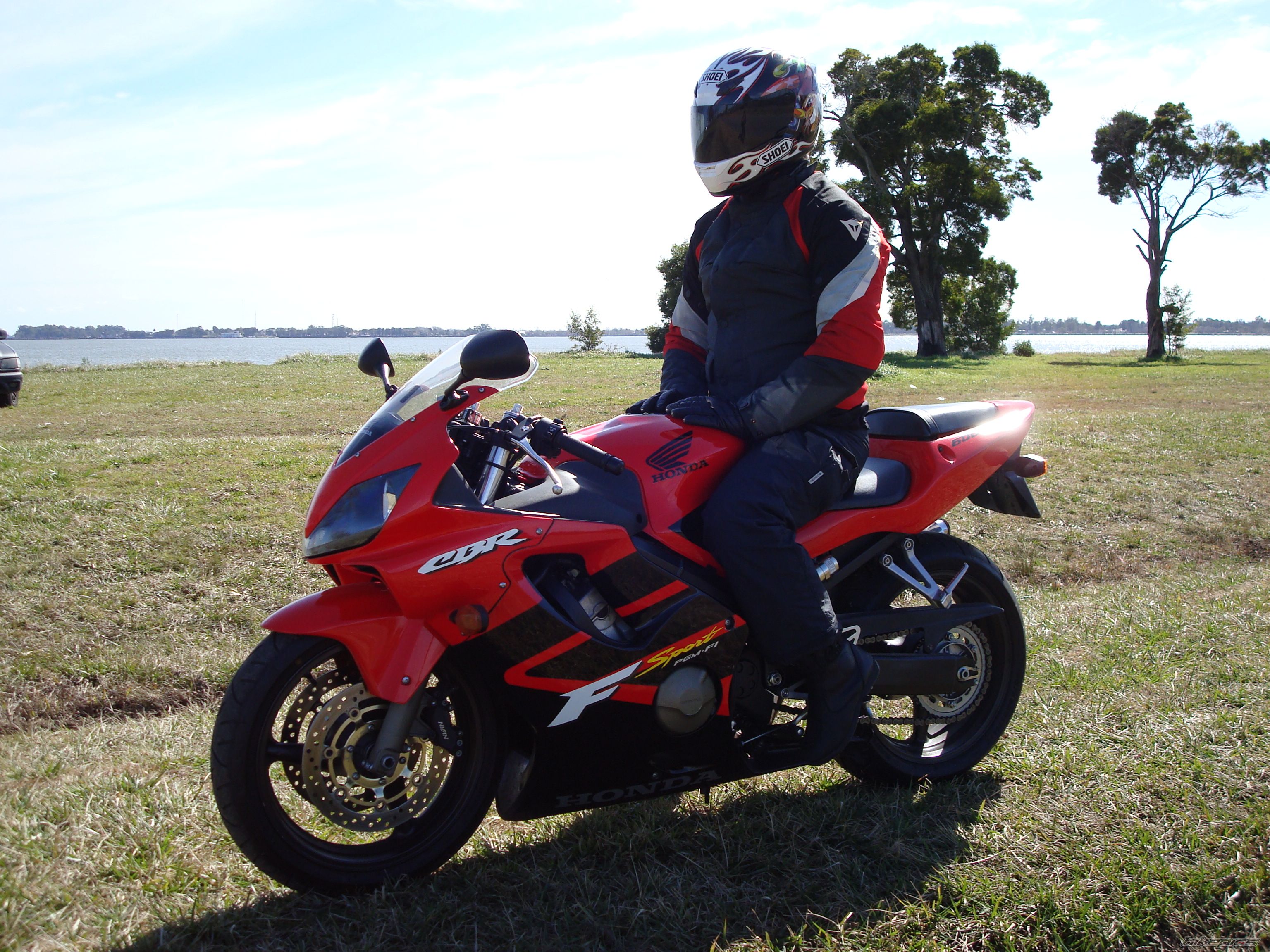 Photo 1057724