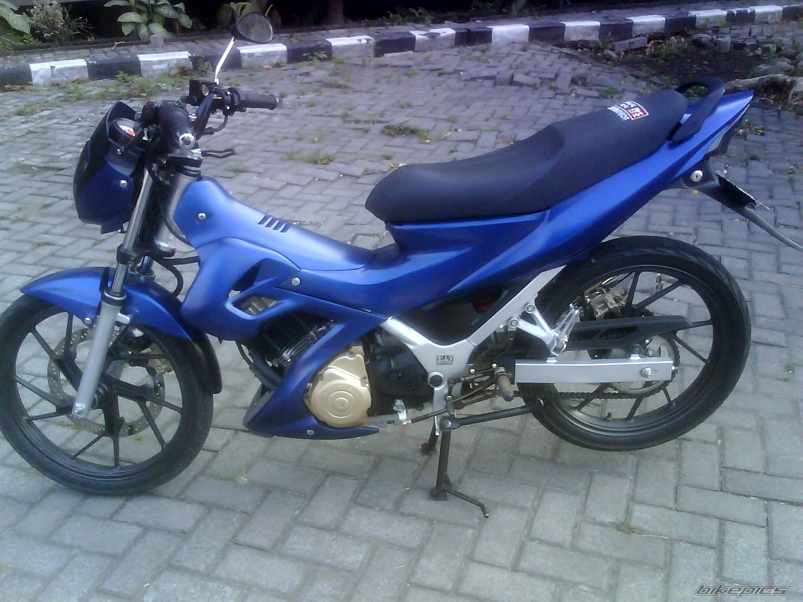 Photo 1058136