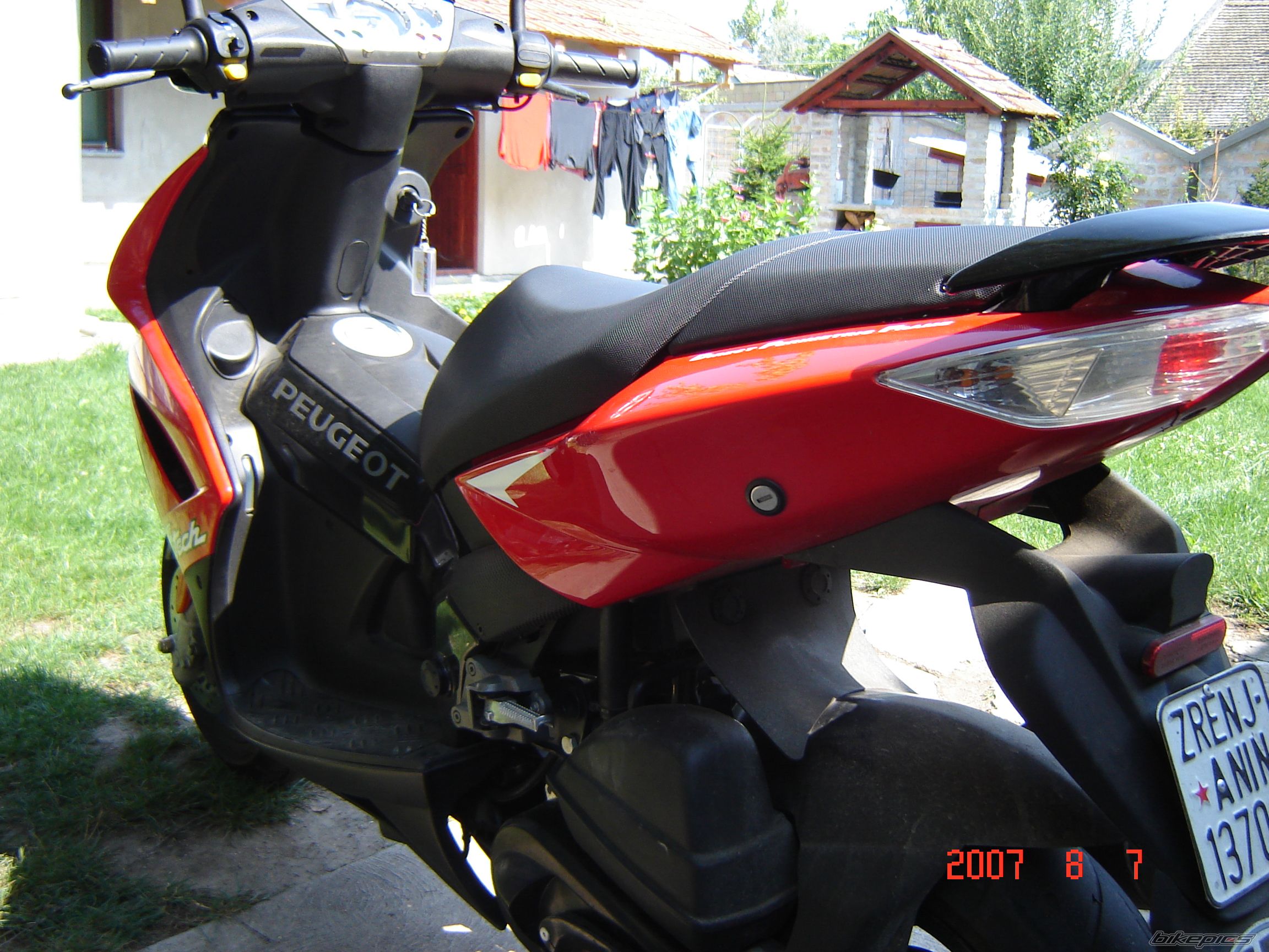 Photo 1058198