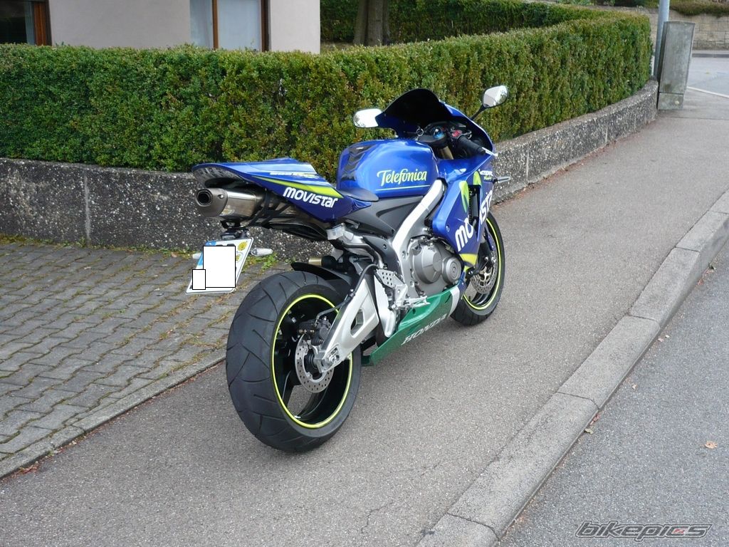 Photo 1058411