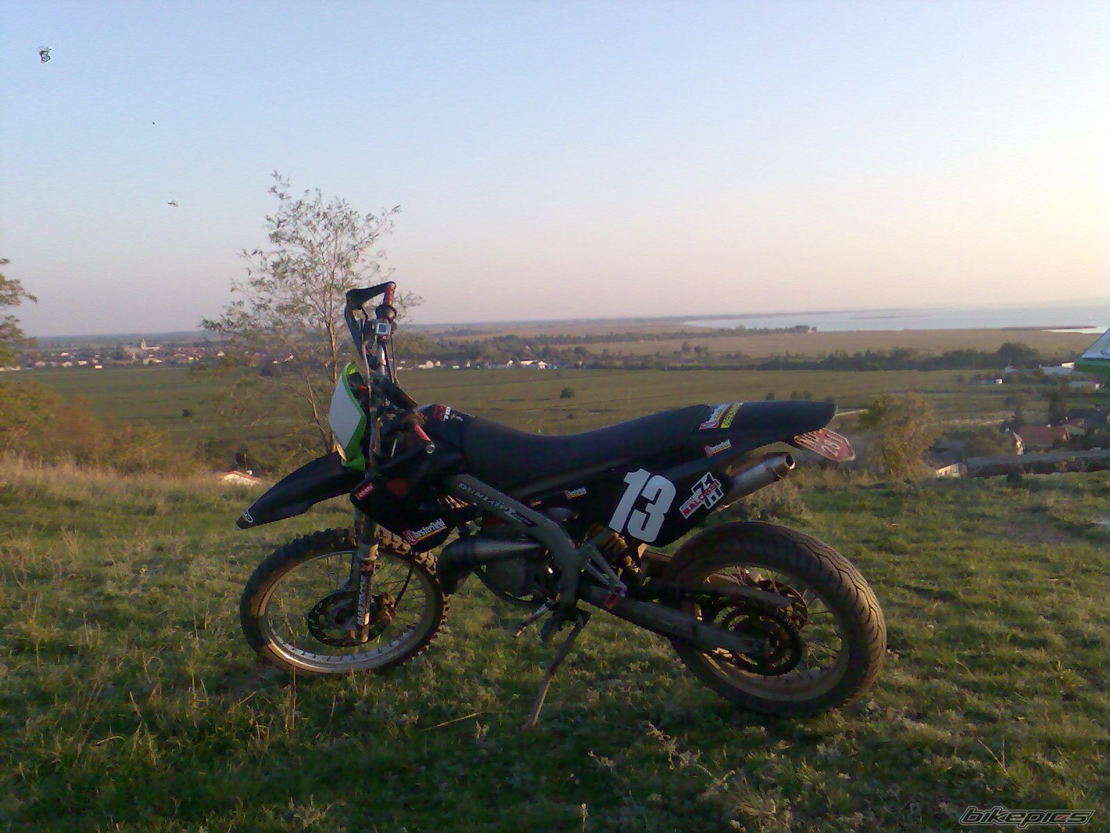 Photo 1058855