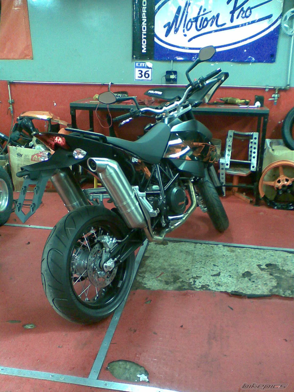 Photo 1058947