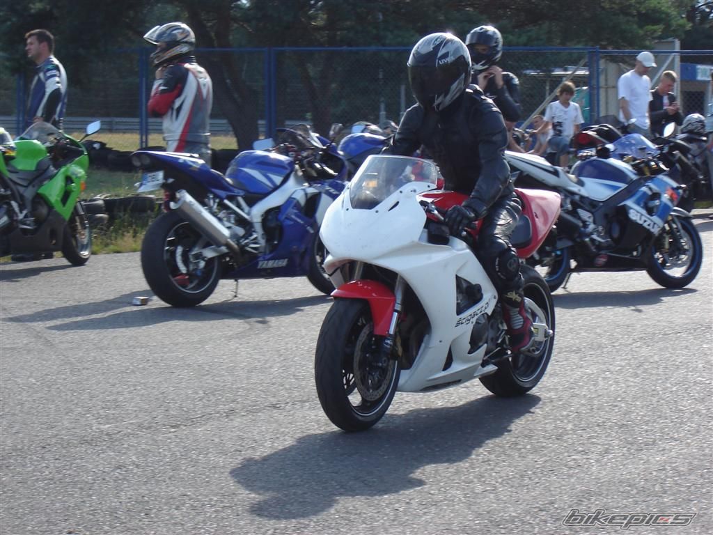 Bike Photo 1059336