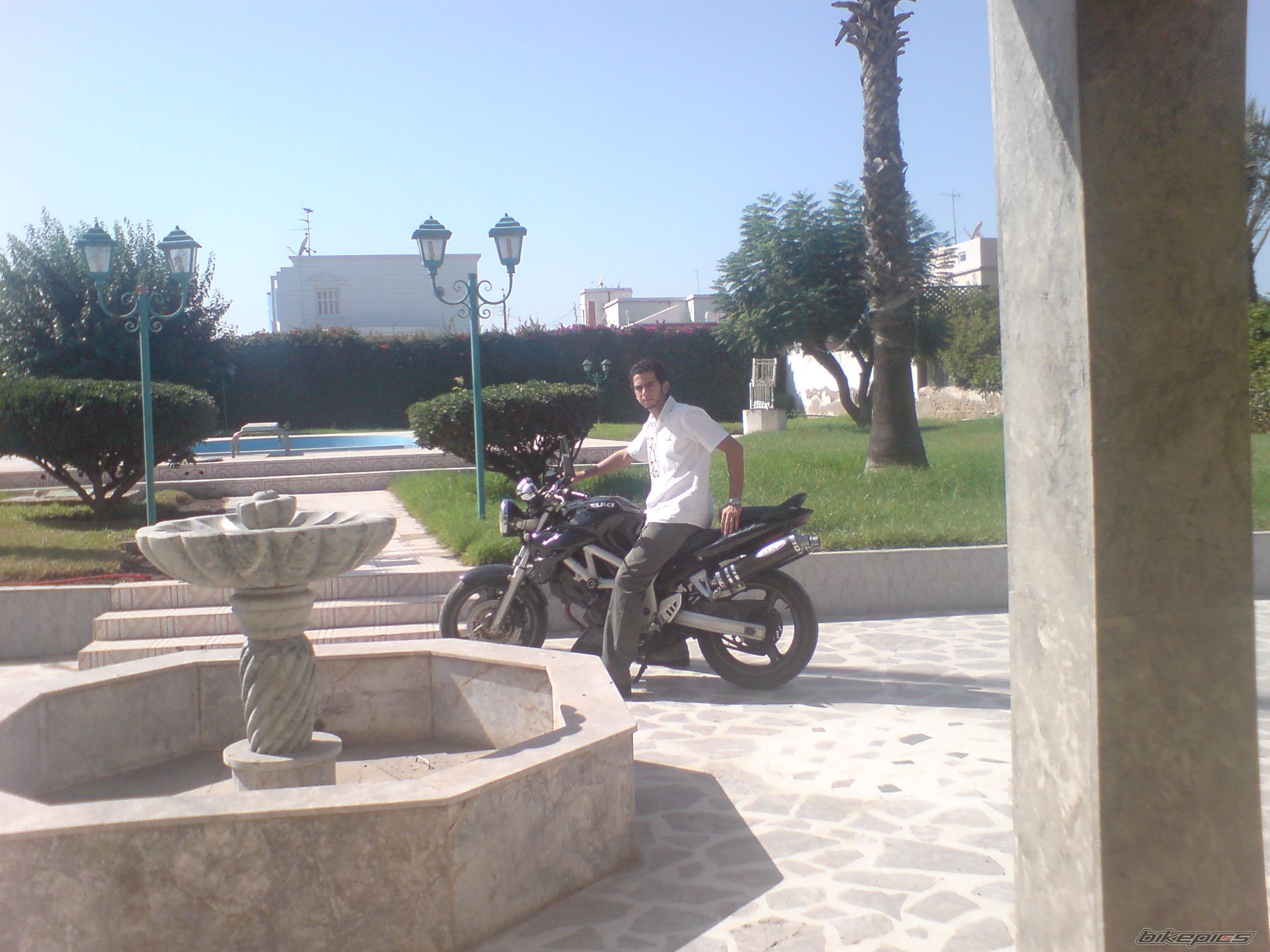 Photo 1061071