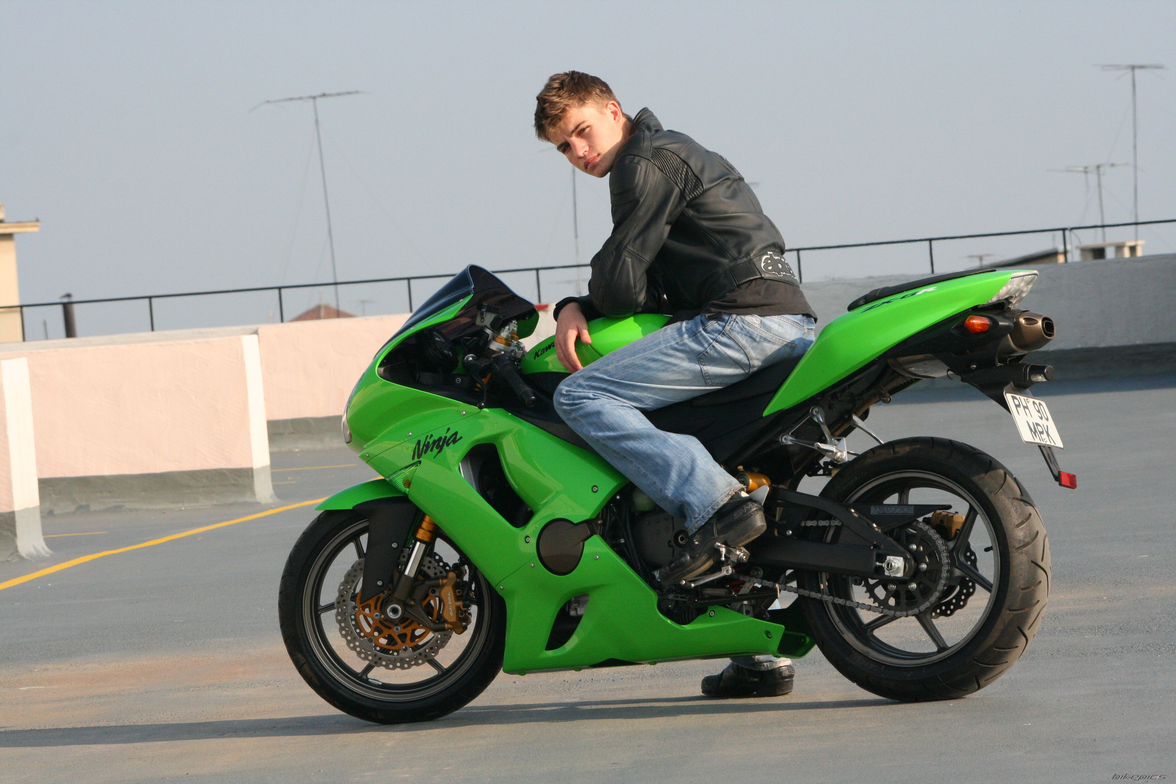 Bike Photo 1061094
