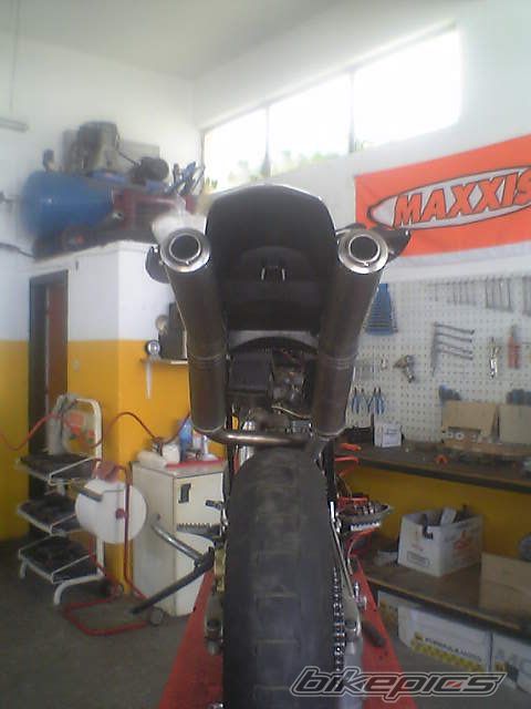 Photo 1061215