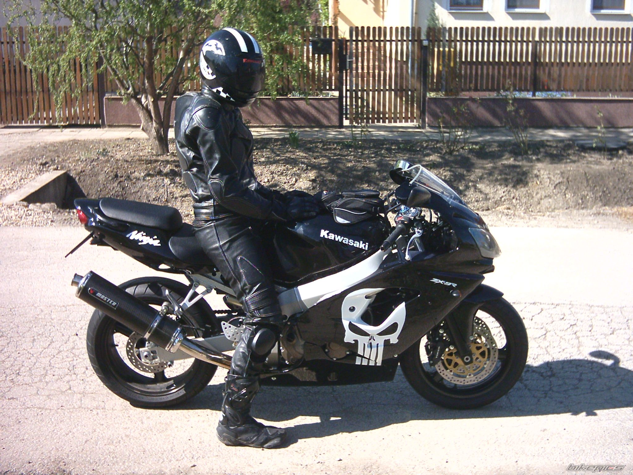 Photo 1062099