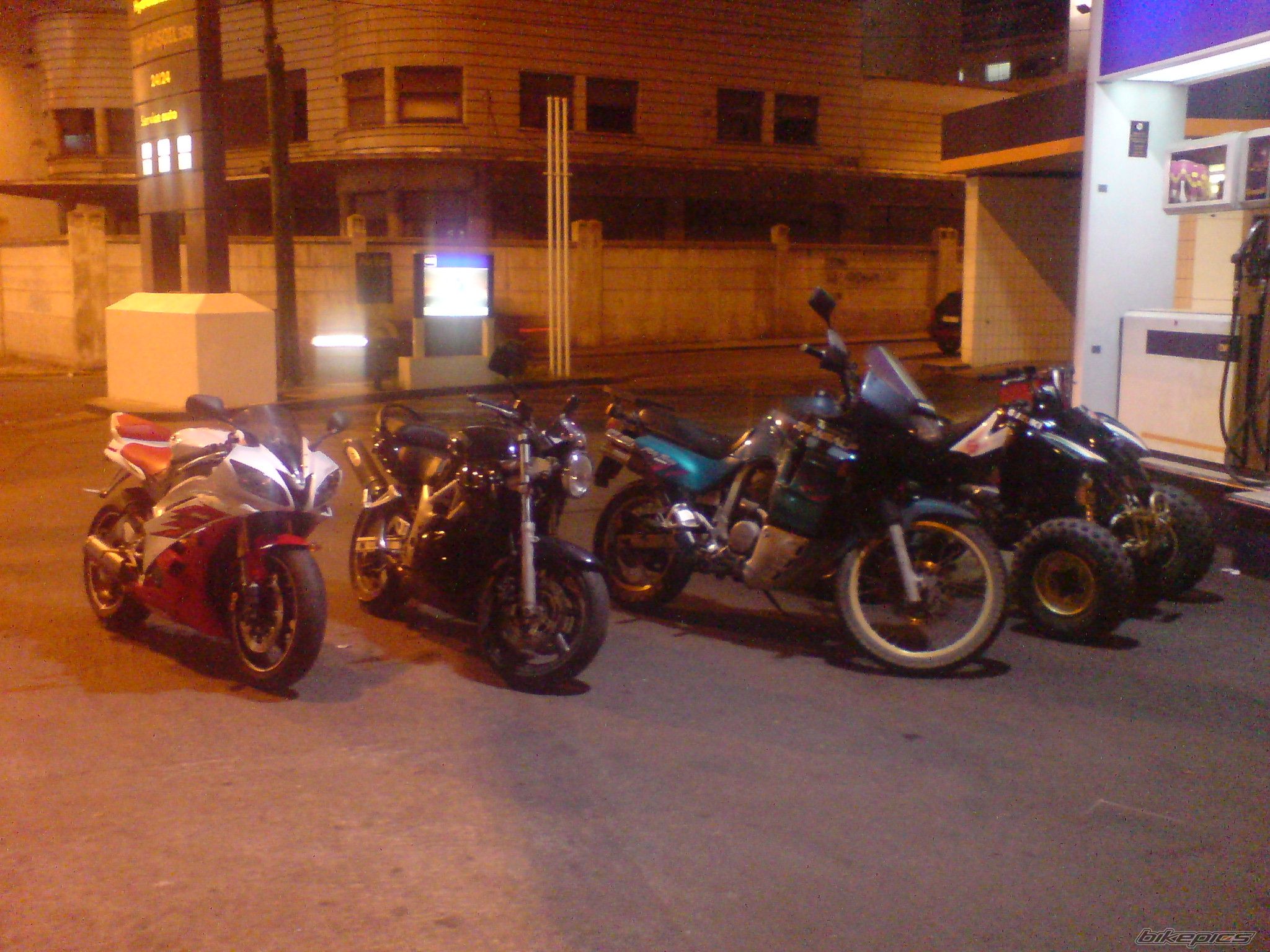 Photo 1062237