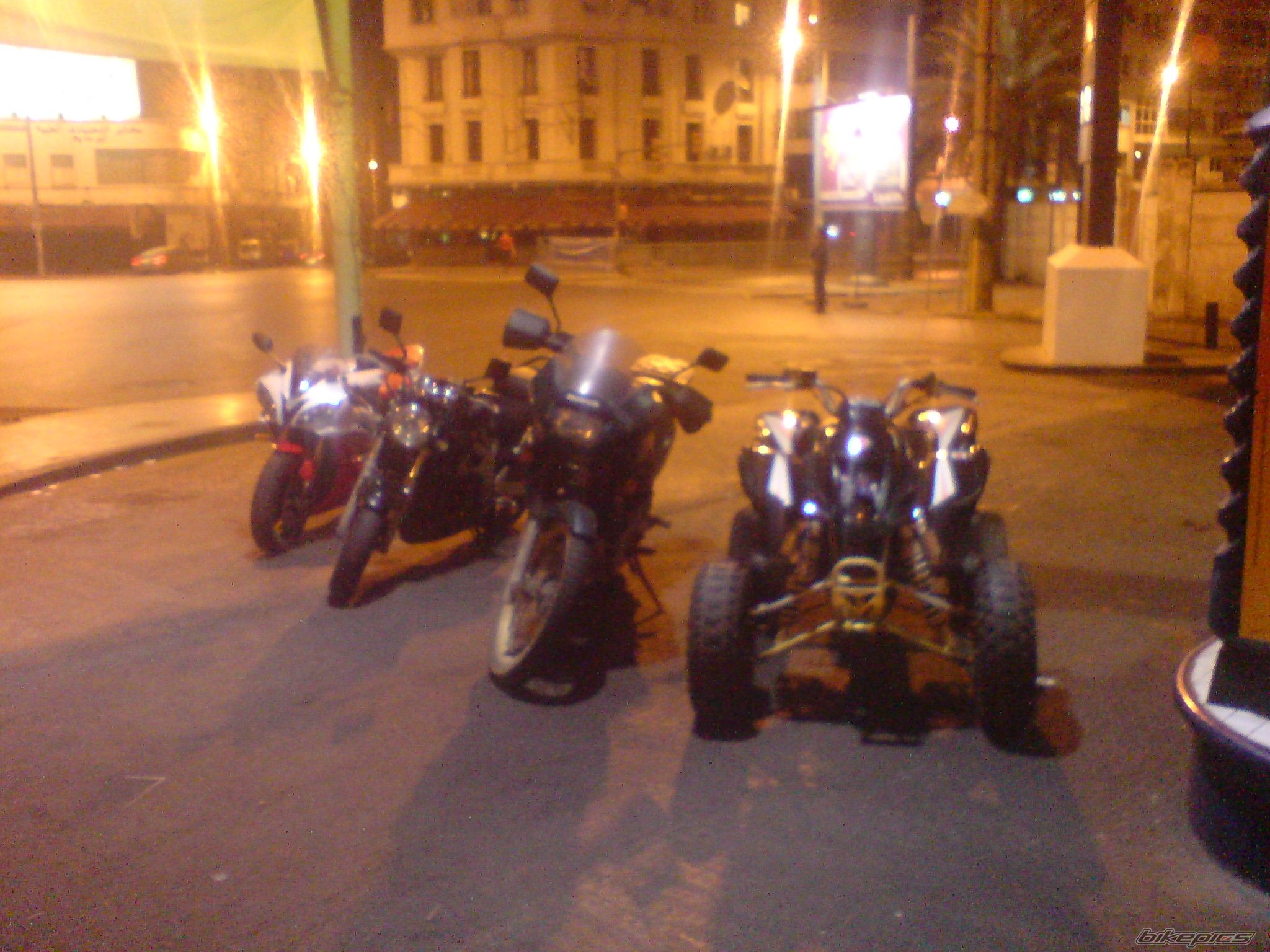 Photo 1062239
