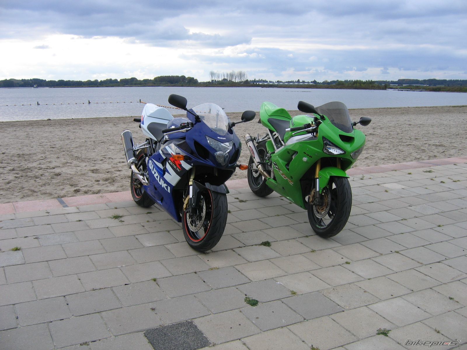 Photo 1062865