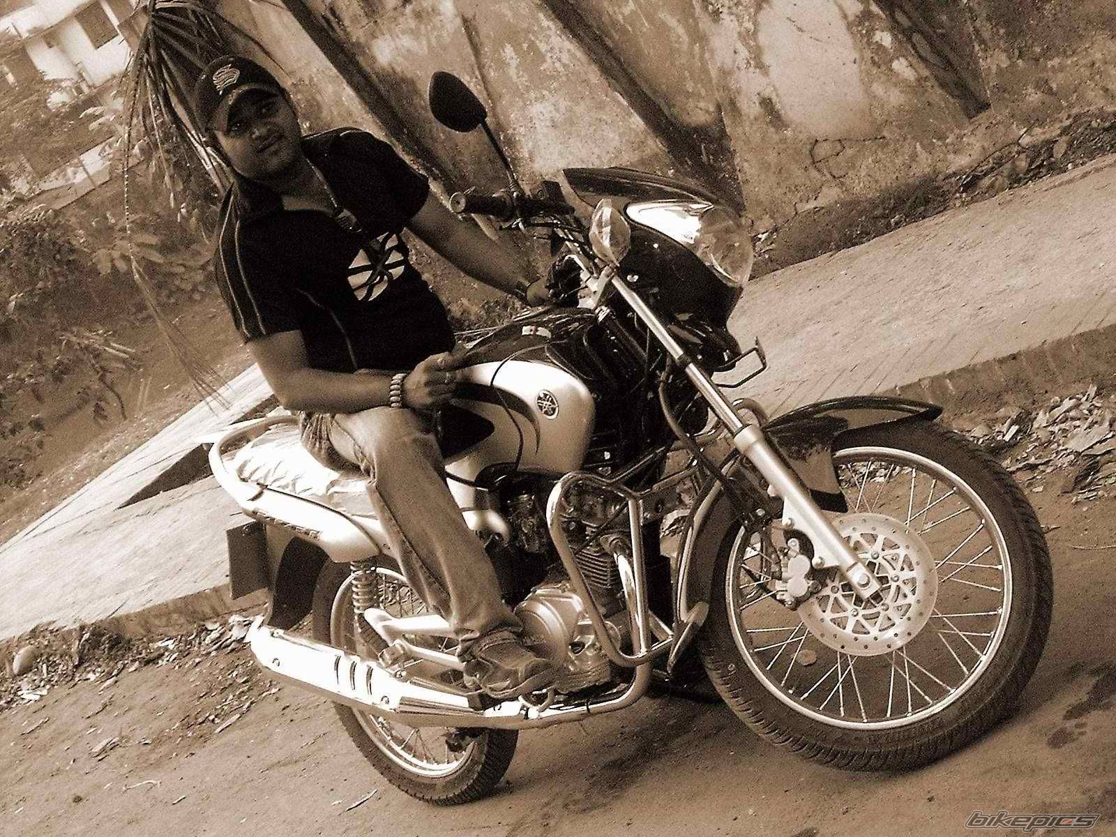 Bike Photo 1063076