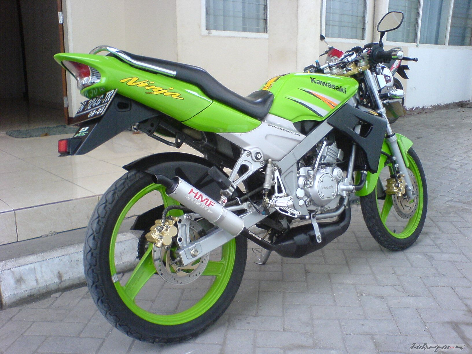 Bike Photo 1063102