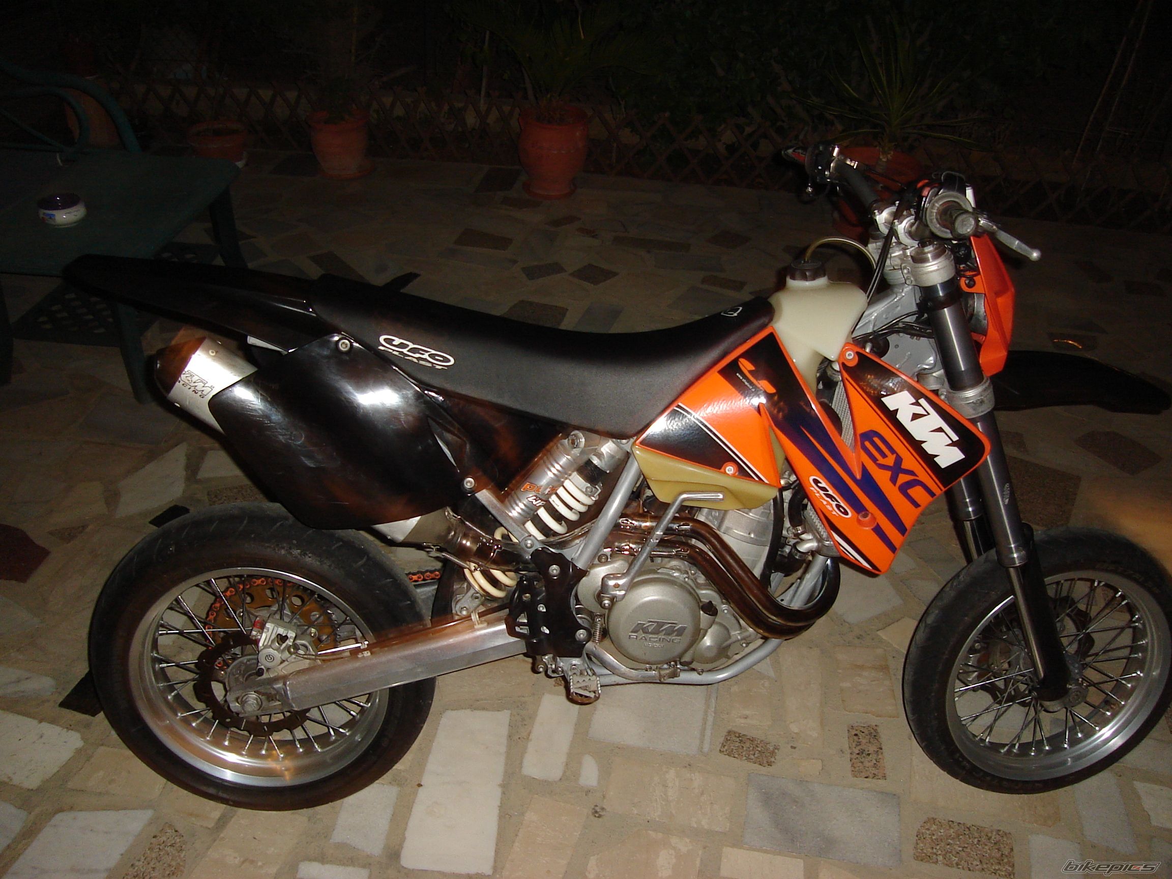 Photo 1063195