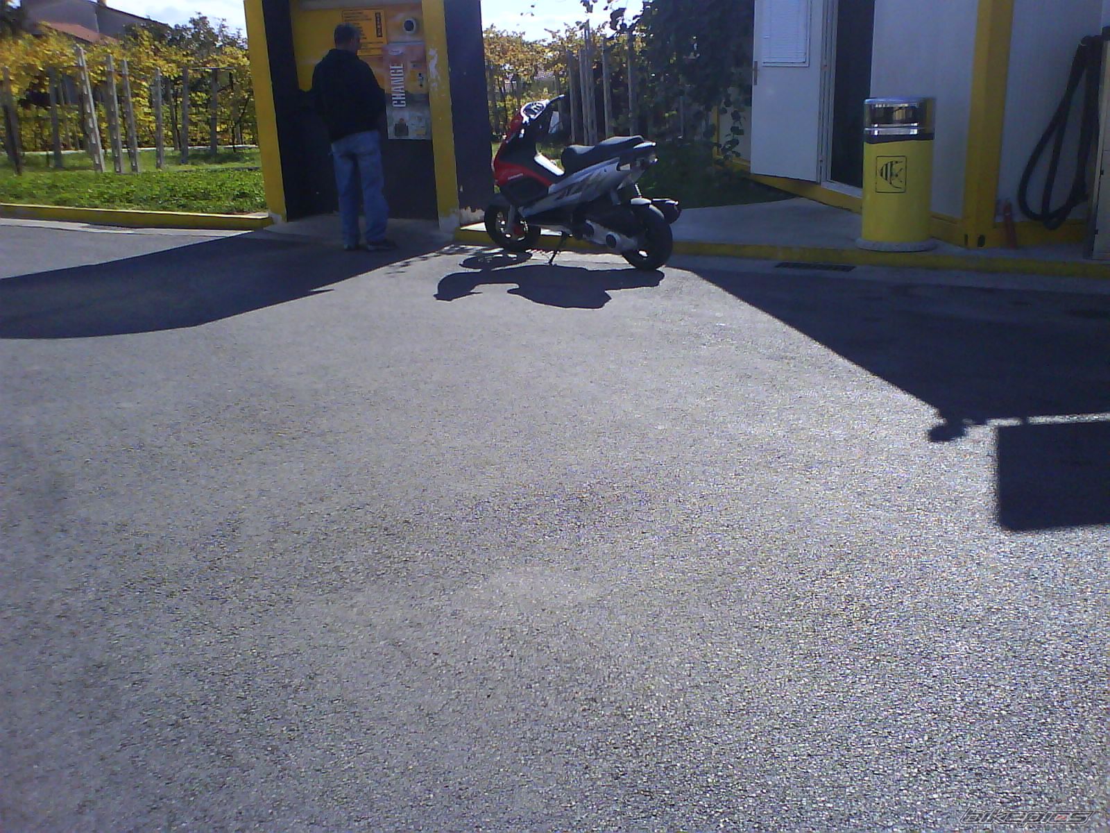 Photo 1063598
