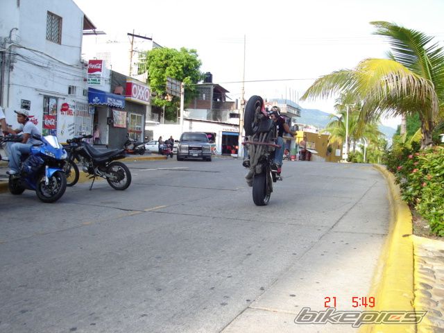 Photo 1063858