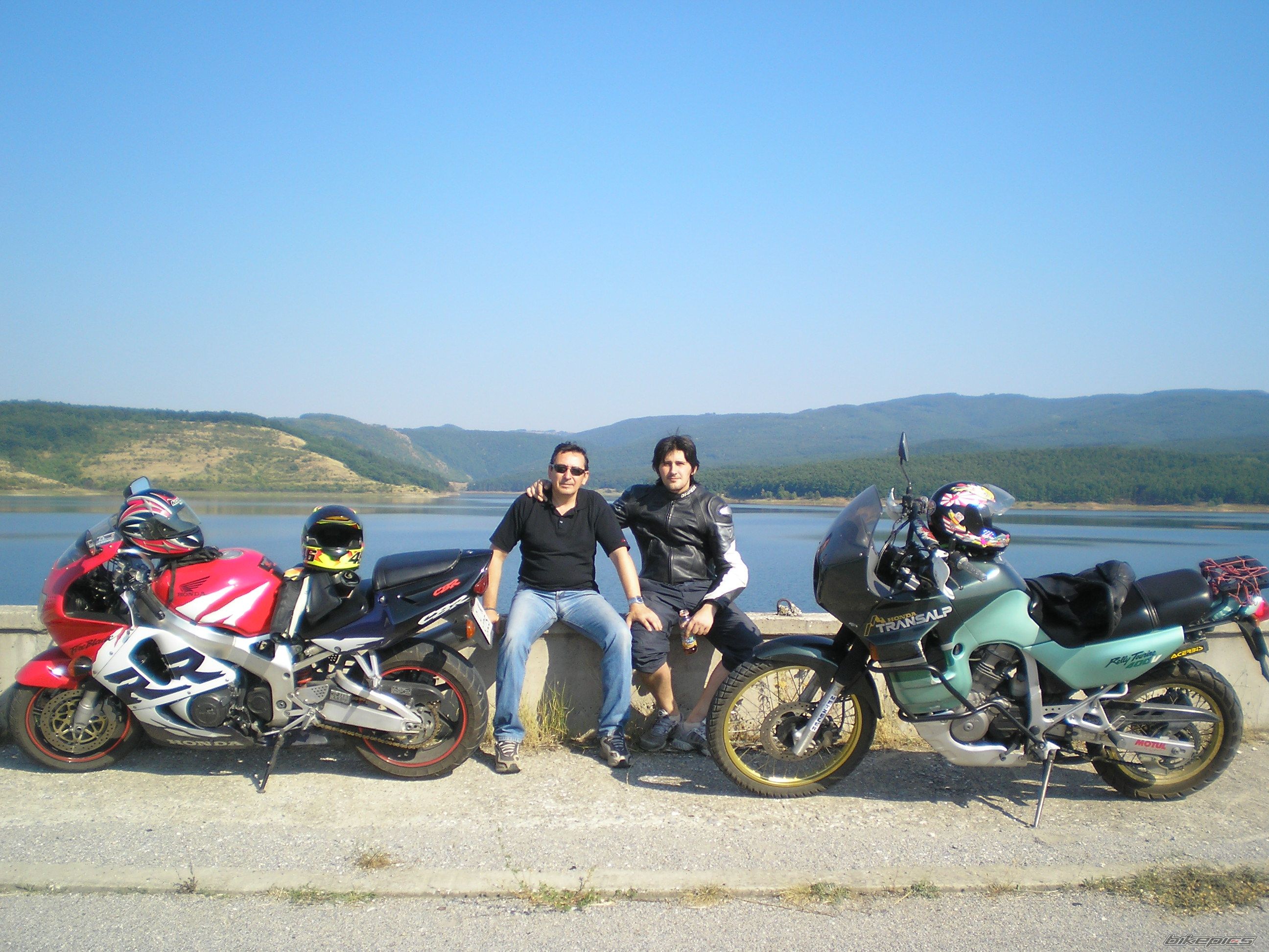 Photo 1063898