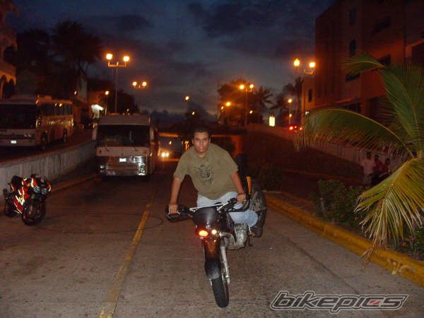 Photo 1064218