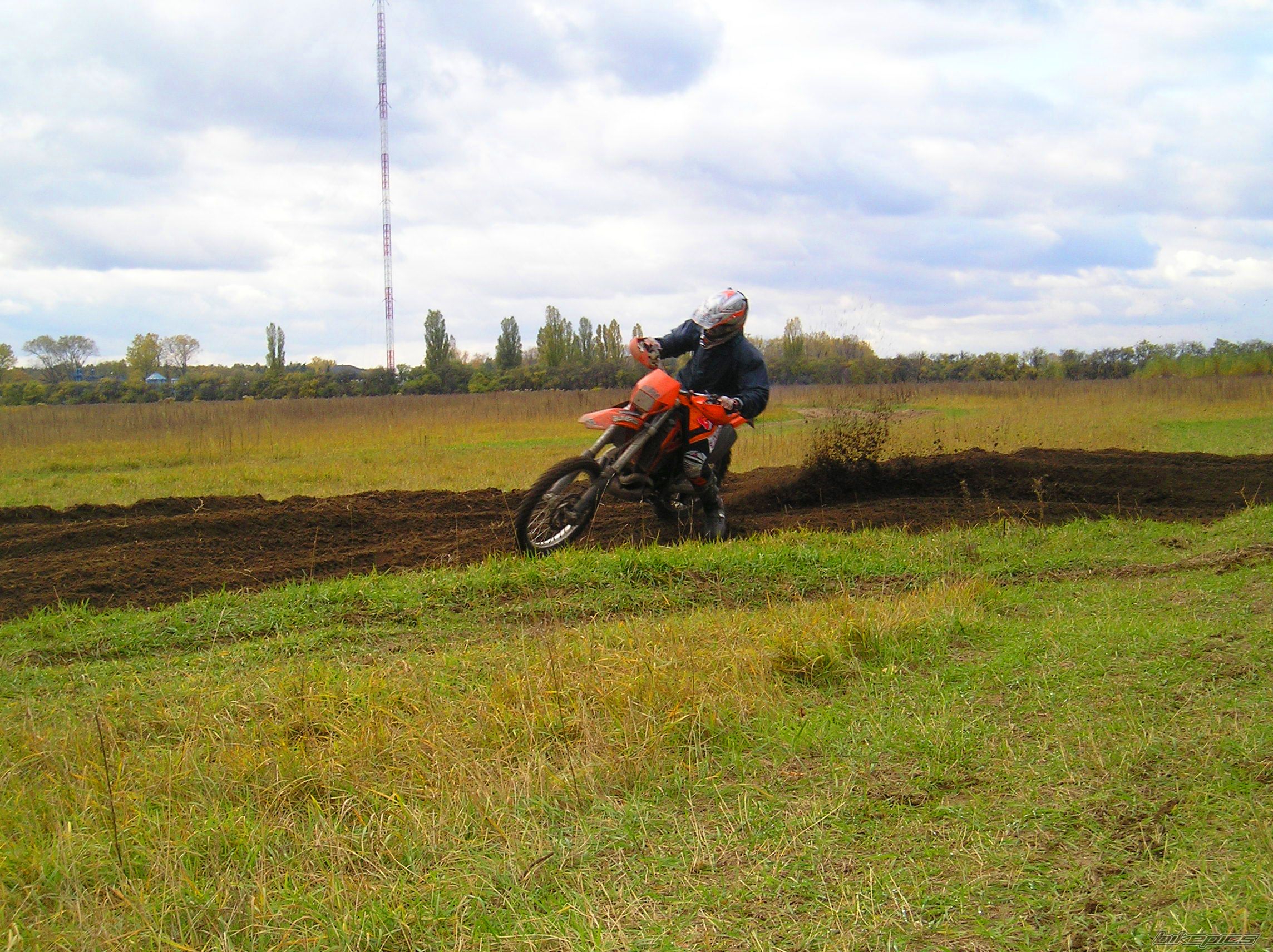 Bike Photo 1065874