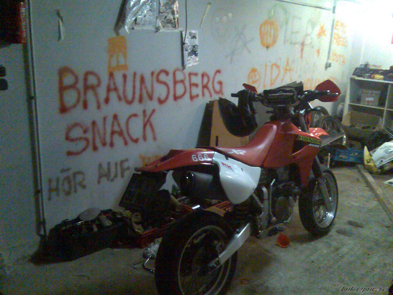 Photo 1067080