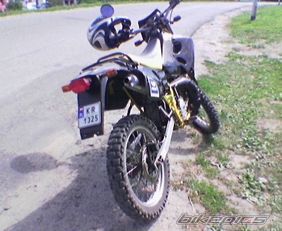 Photo 1067102