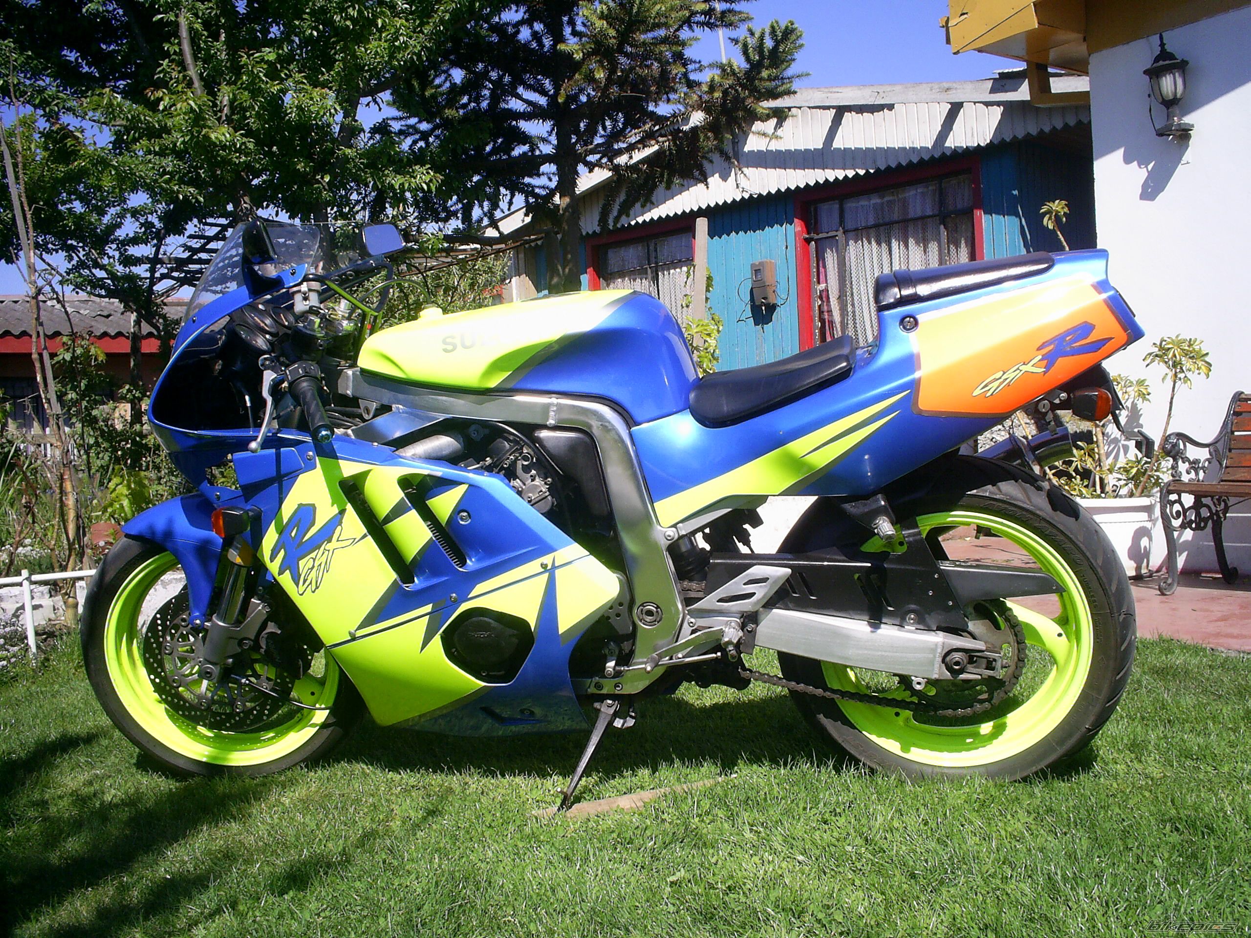 Photo 1067210