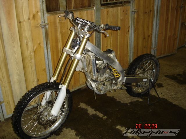 Photo 1067574