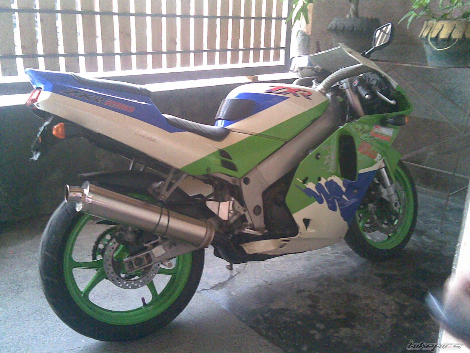 Photo 1067802