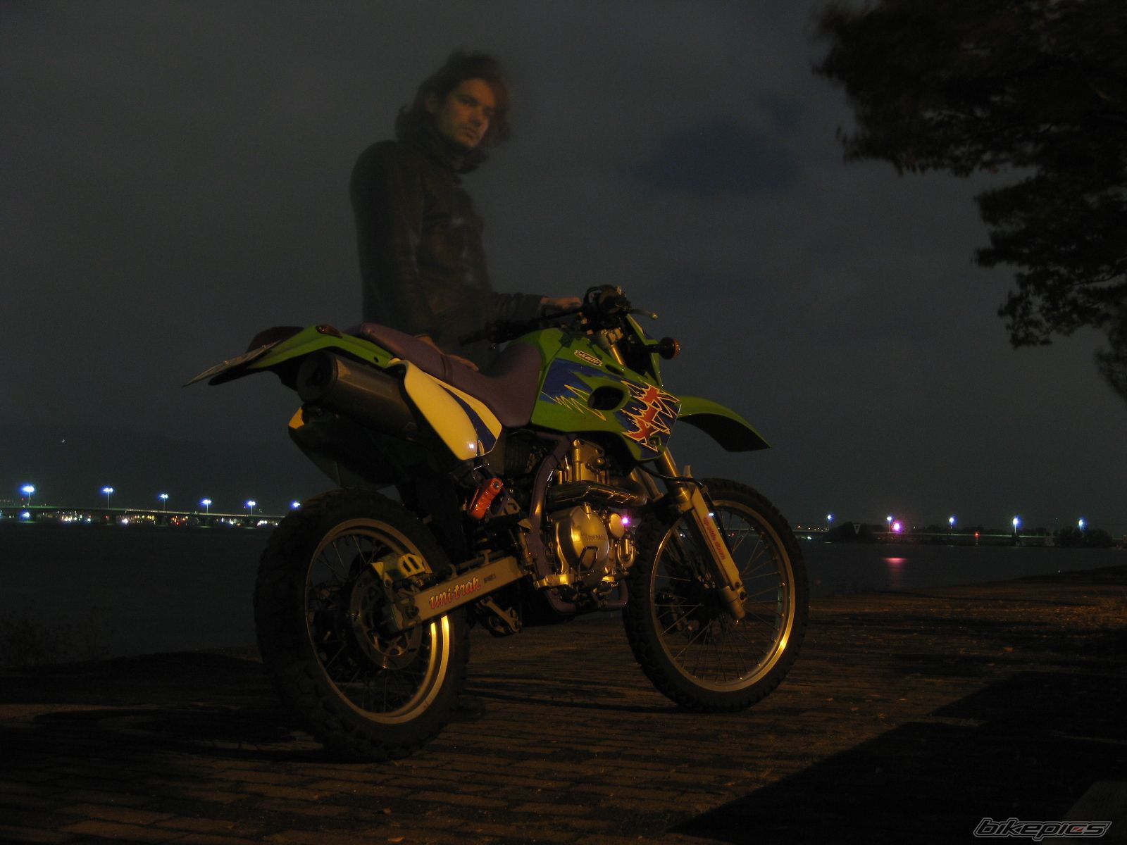 Photo 1068537
