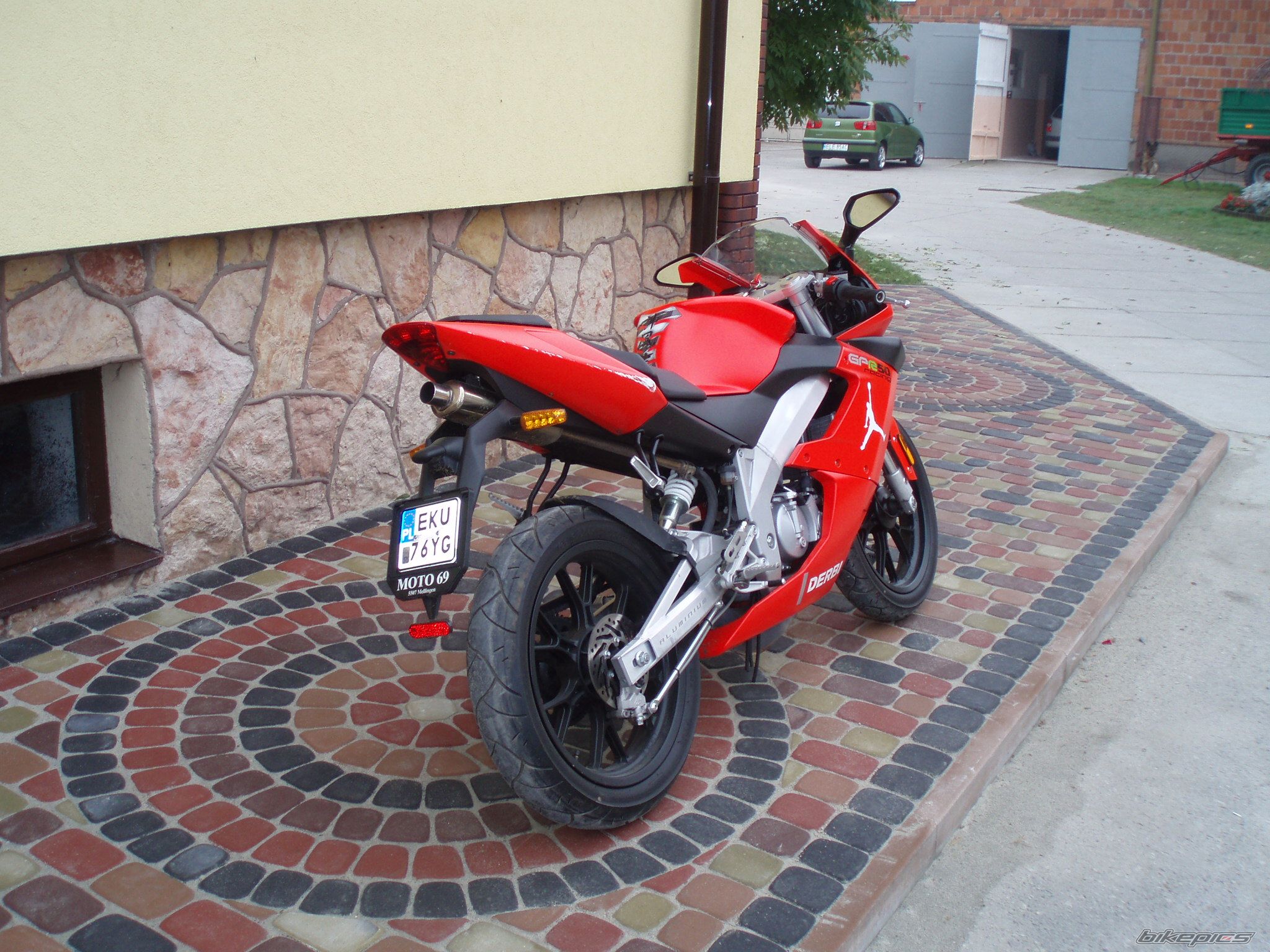 Photo 1070014