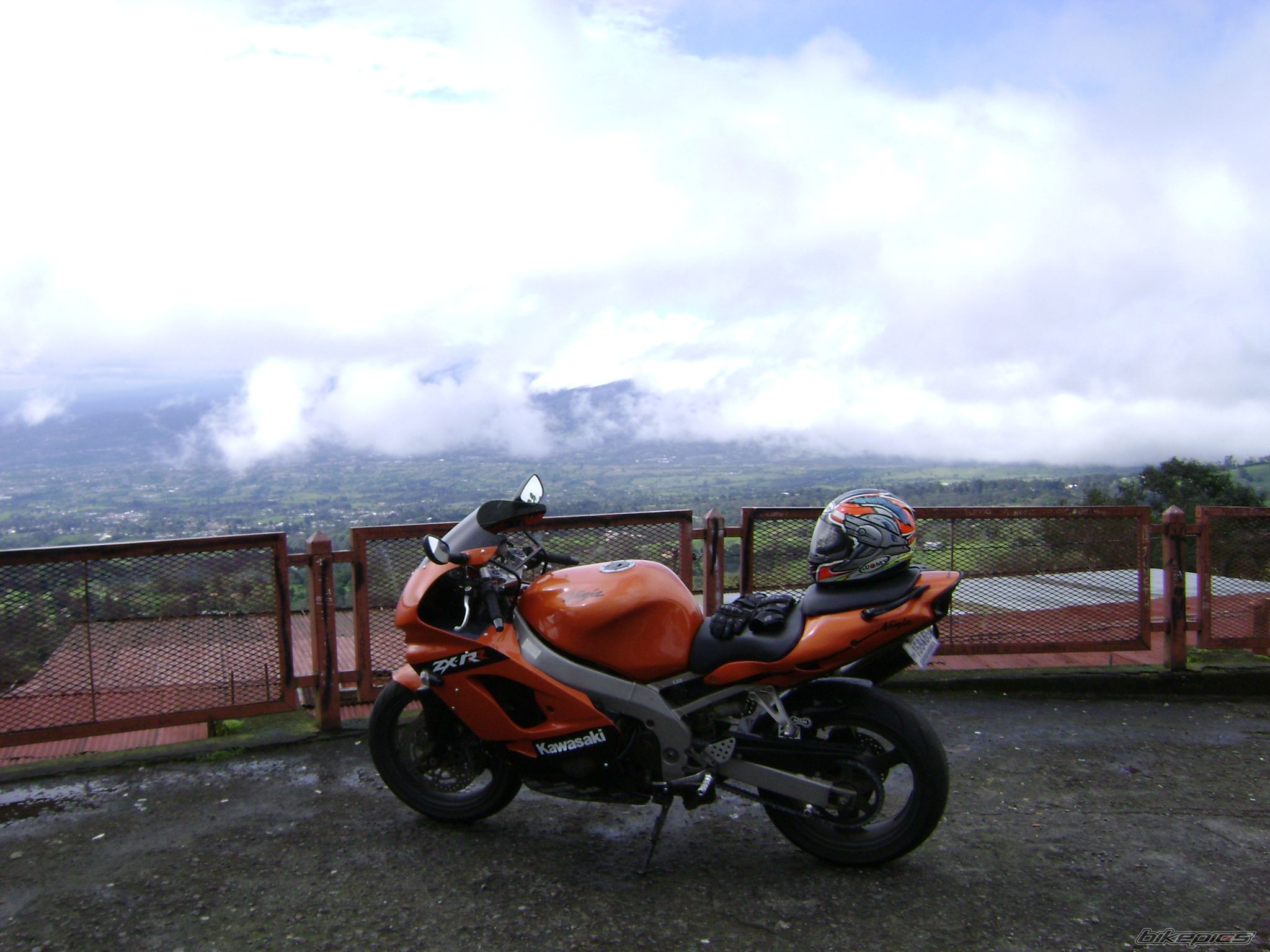 Photo 1070210