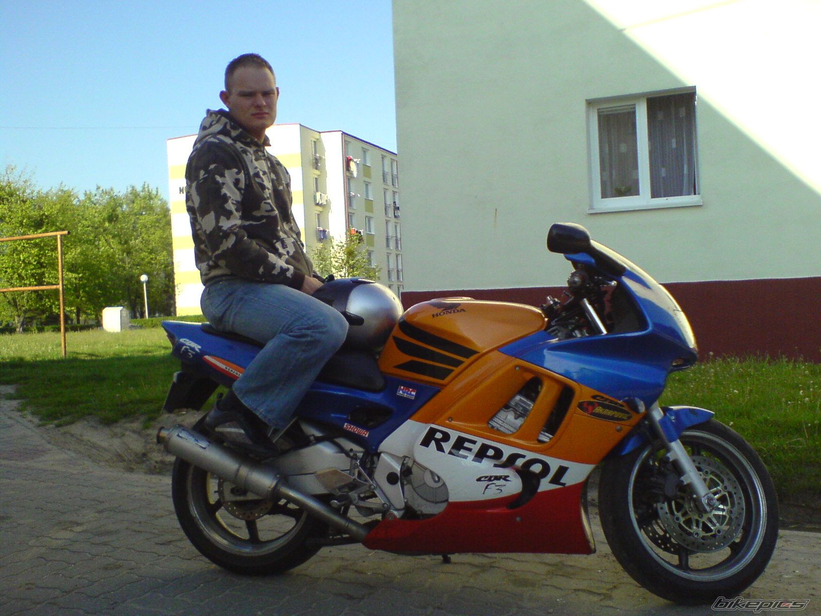 Bike Photo 1071083