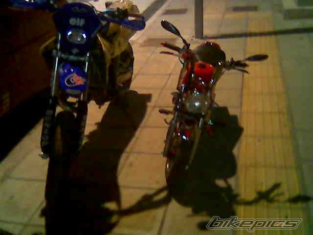 Photo 1071354
