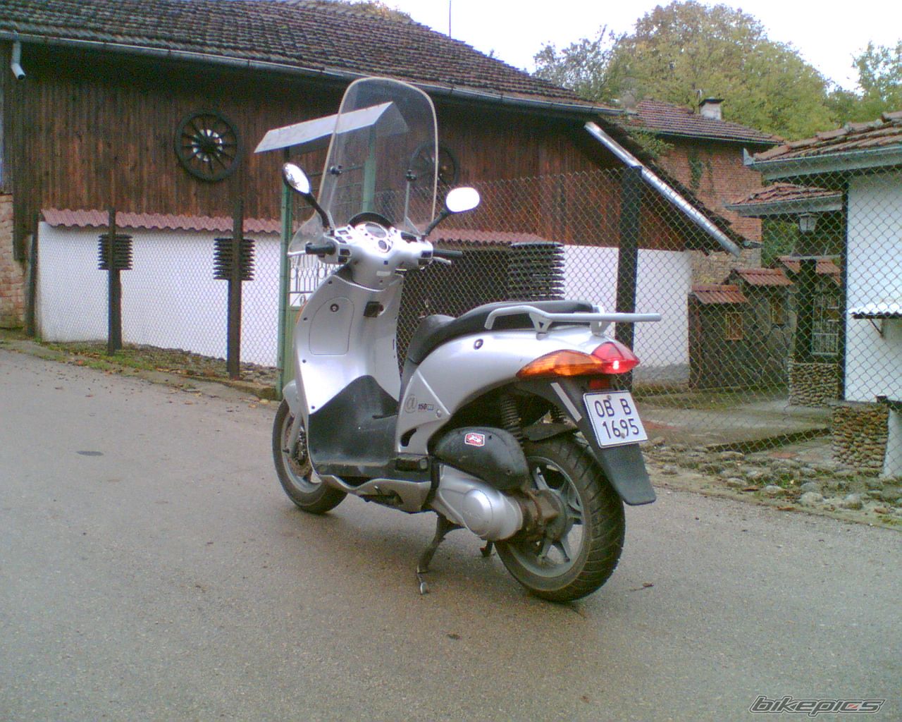 Photo 1071798