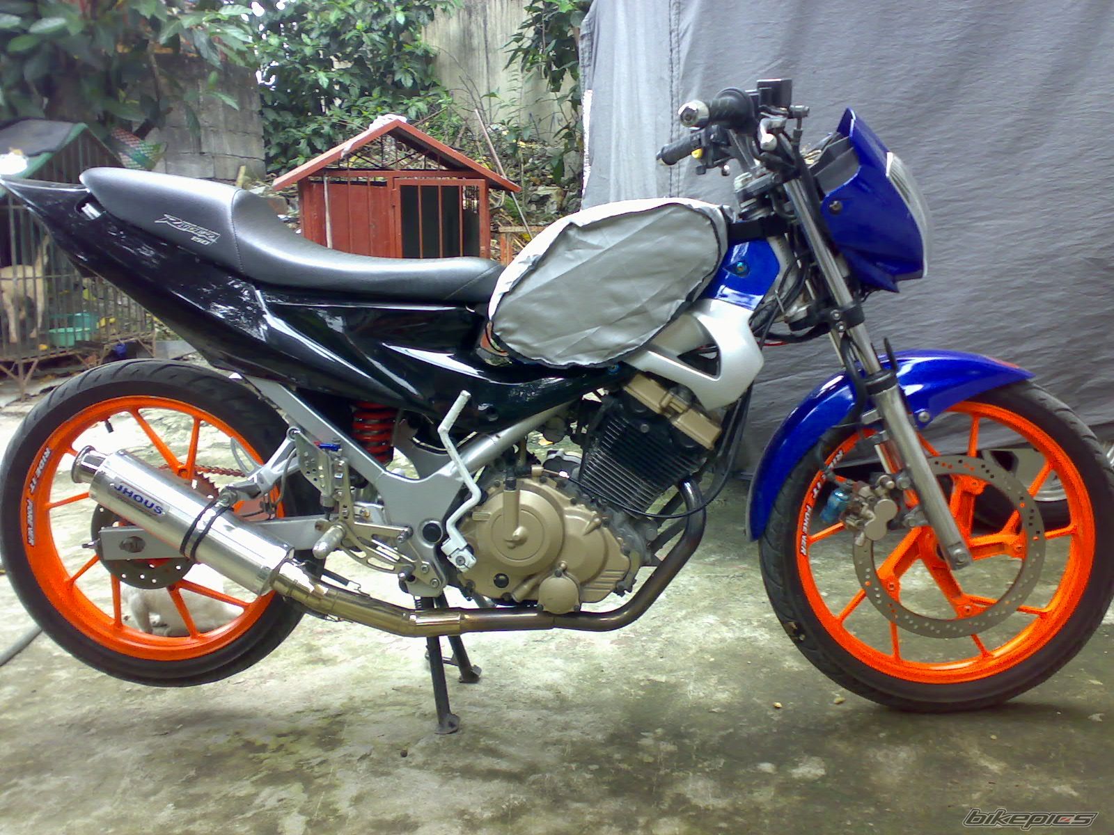 Bike Photo 1072478