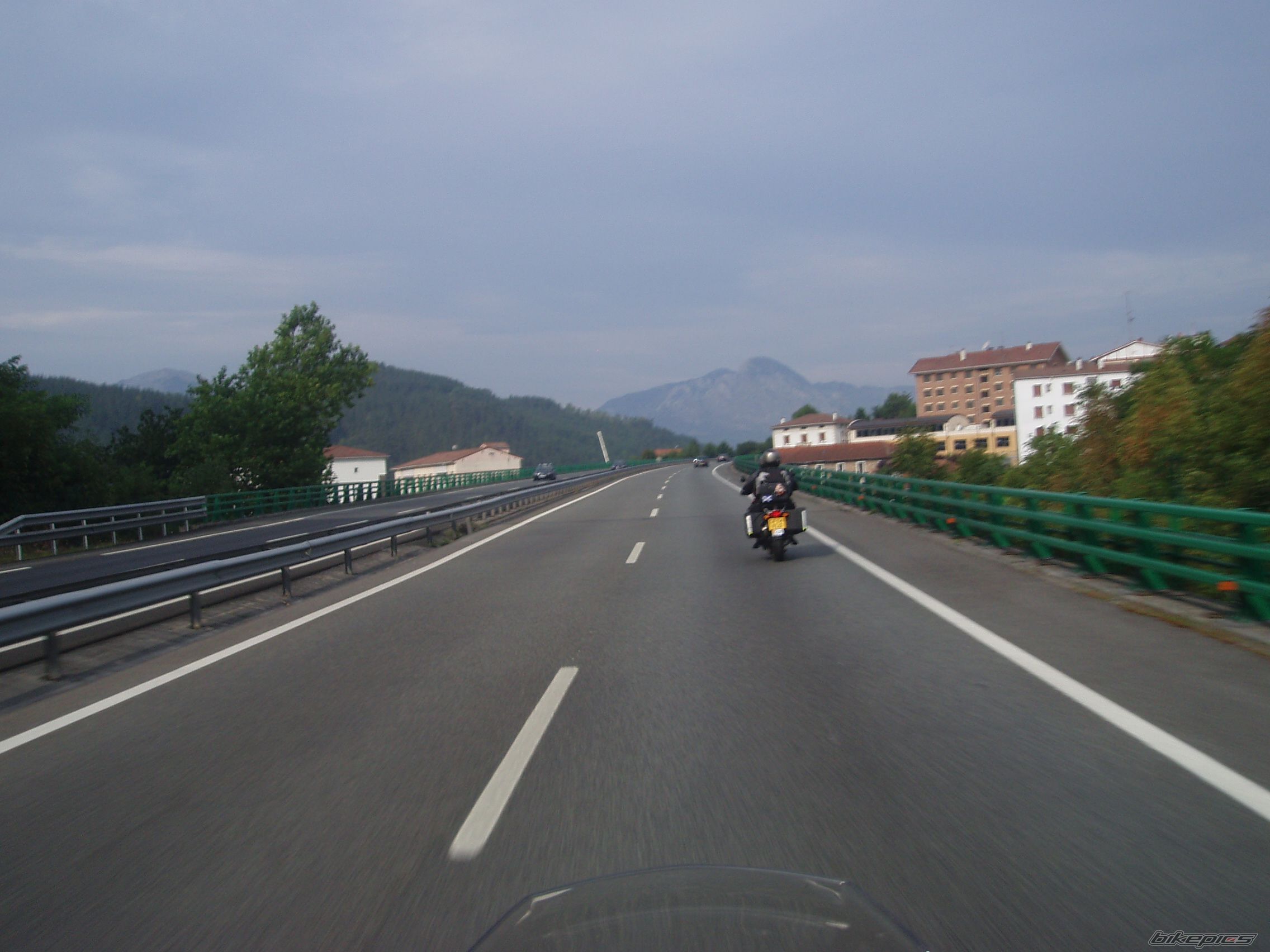 Photo 1072801