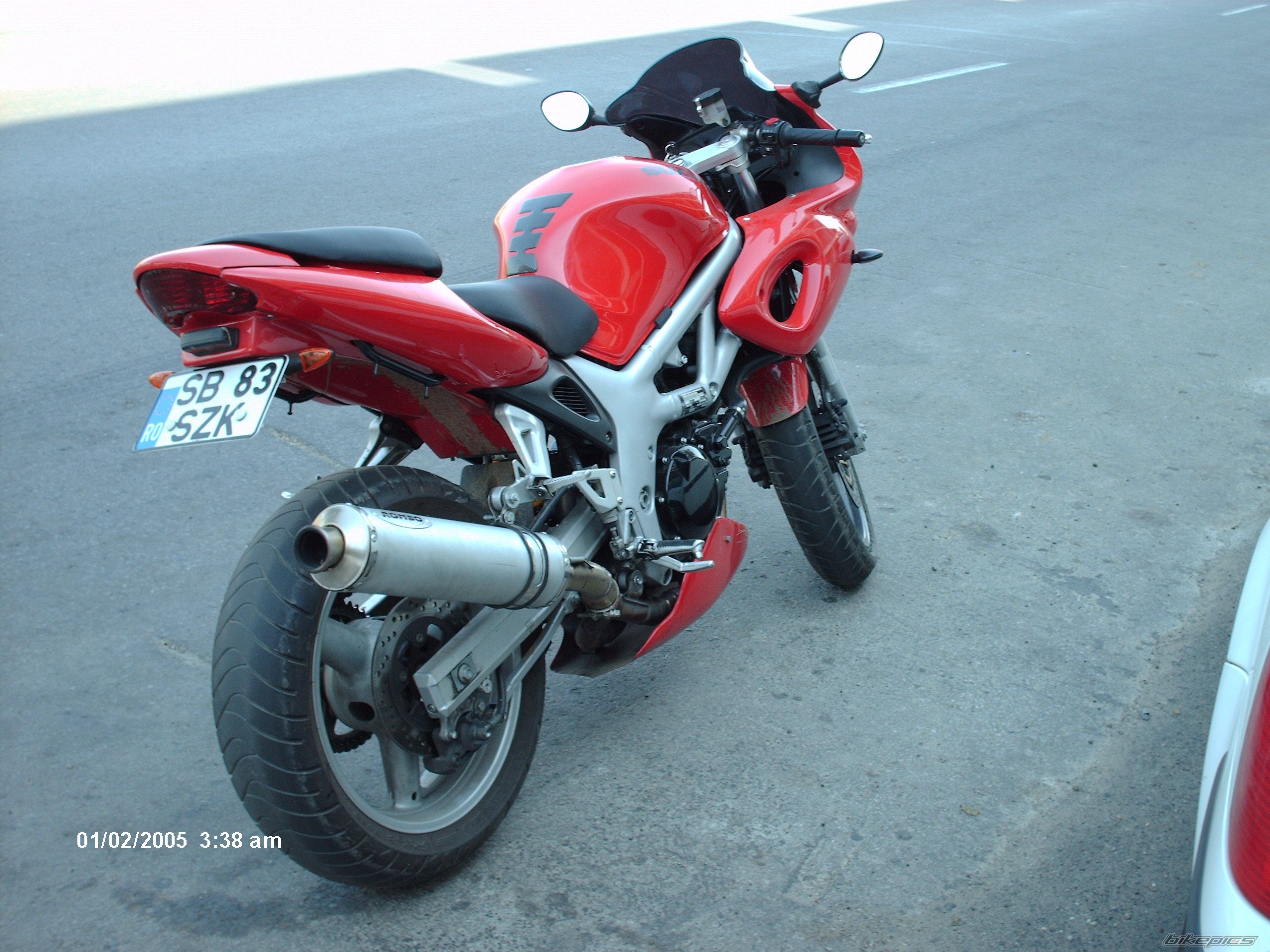 Photo 1073001