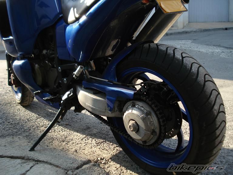 Photo 1073077