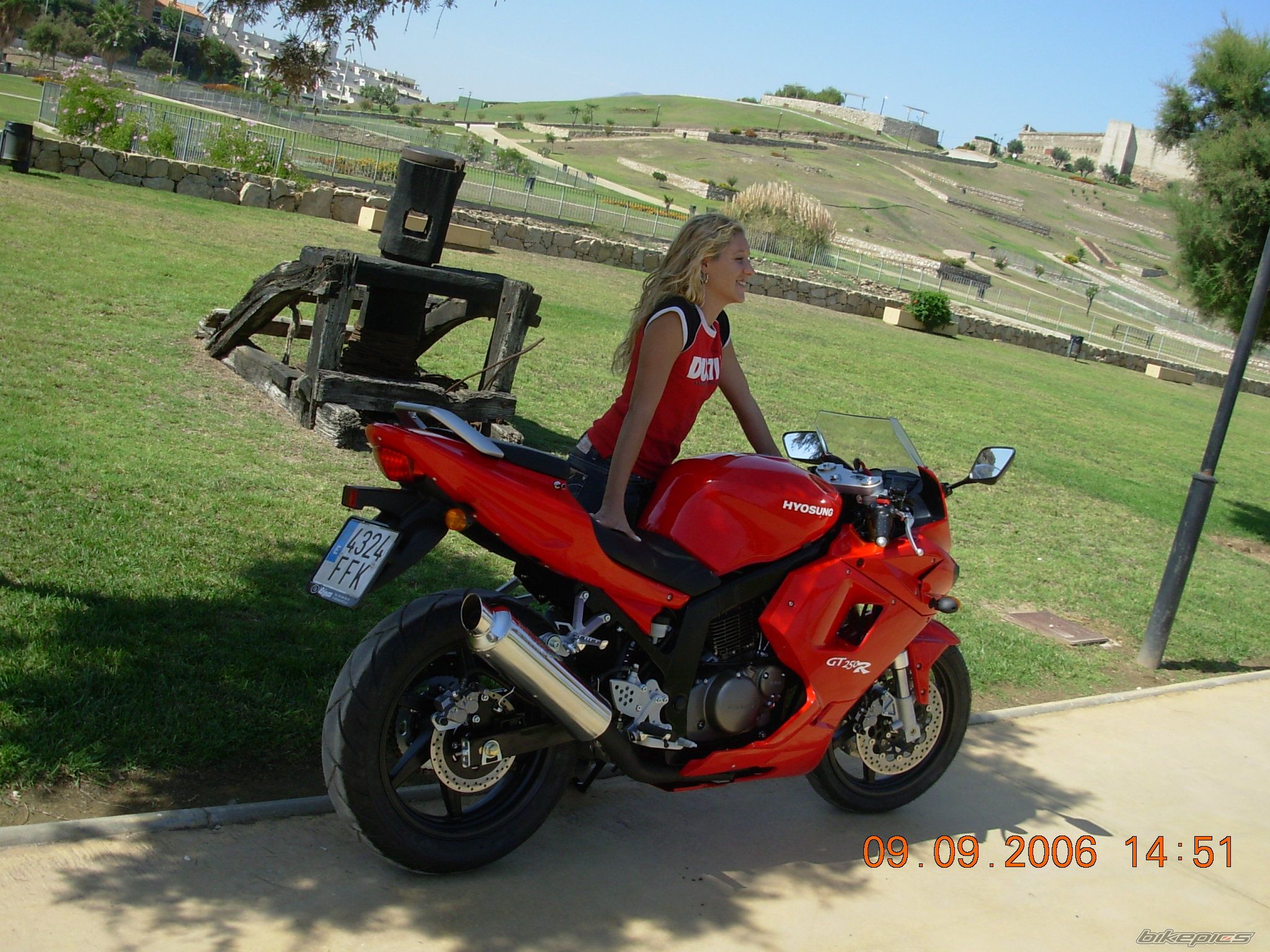 Photo 1073111