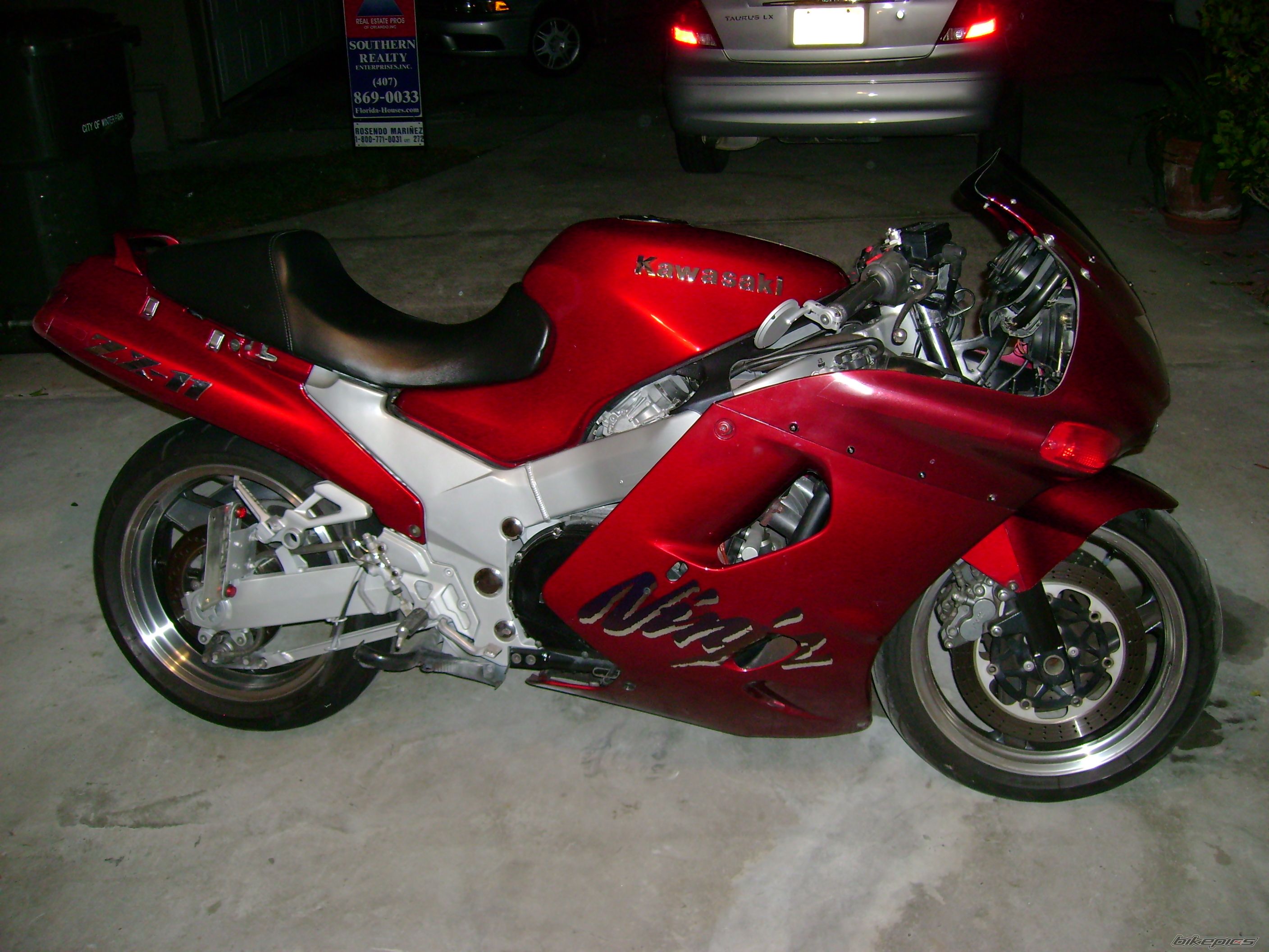 Photo 1073425