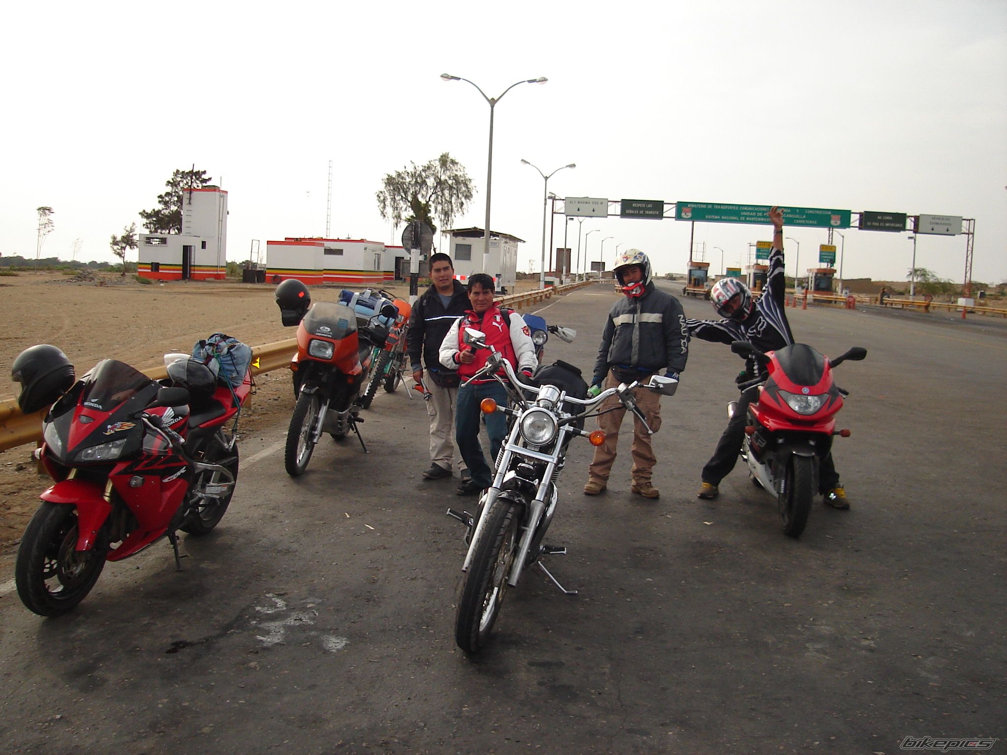 Photo 1073437