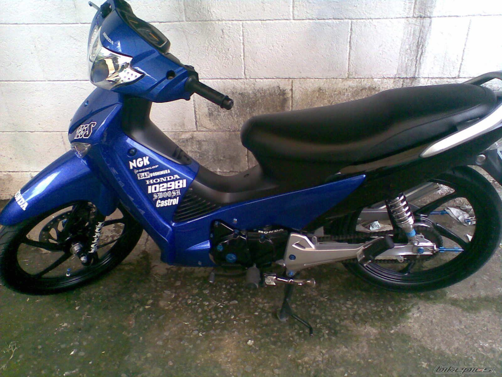 Photo 1073912