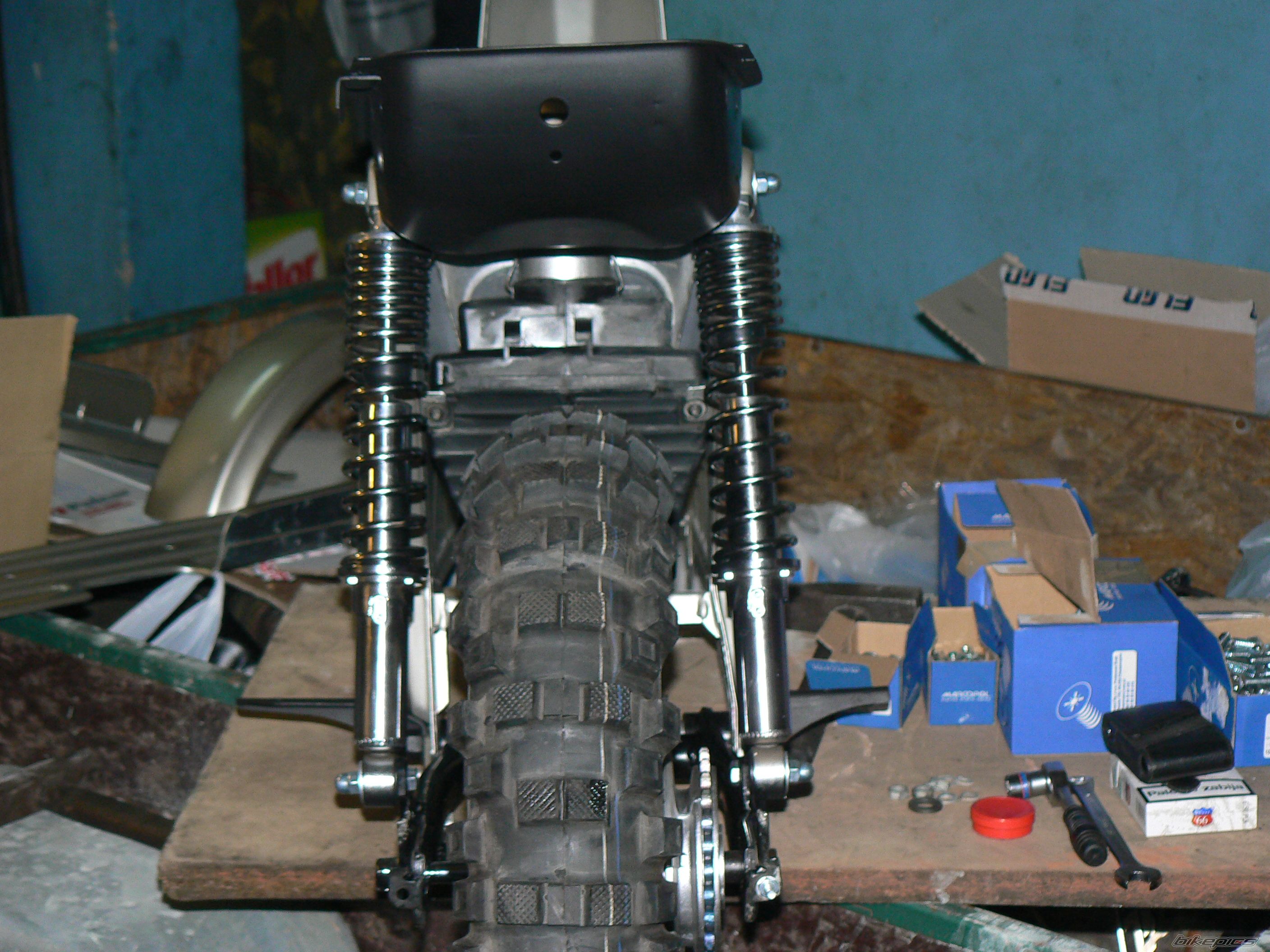 Photo 1074128