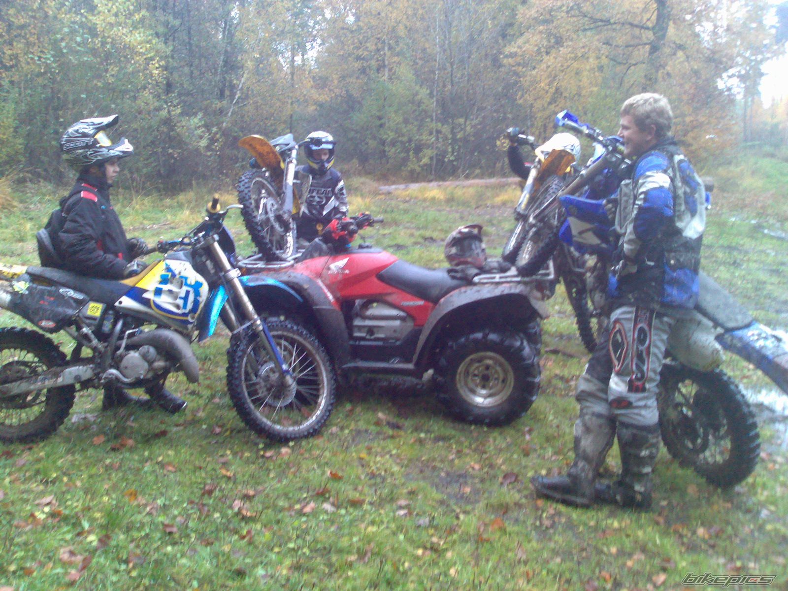 Photo 1074224