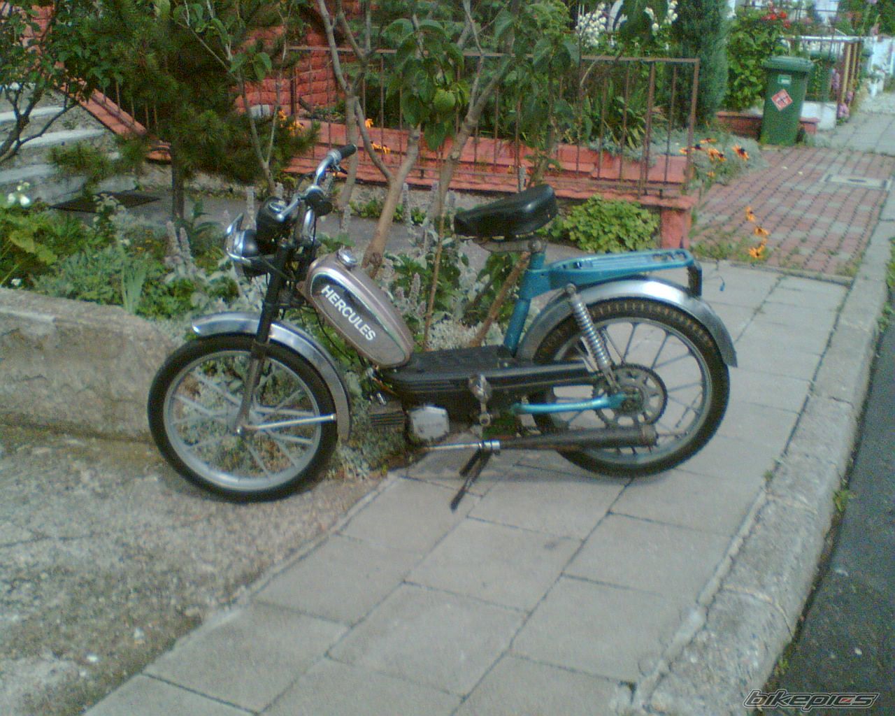 Photo 1074319