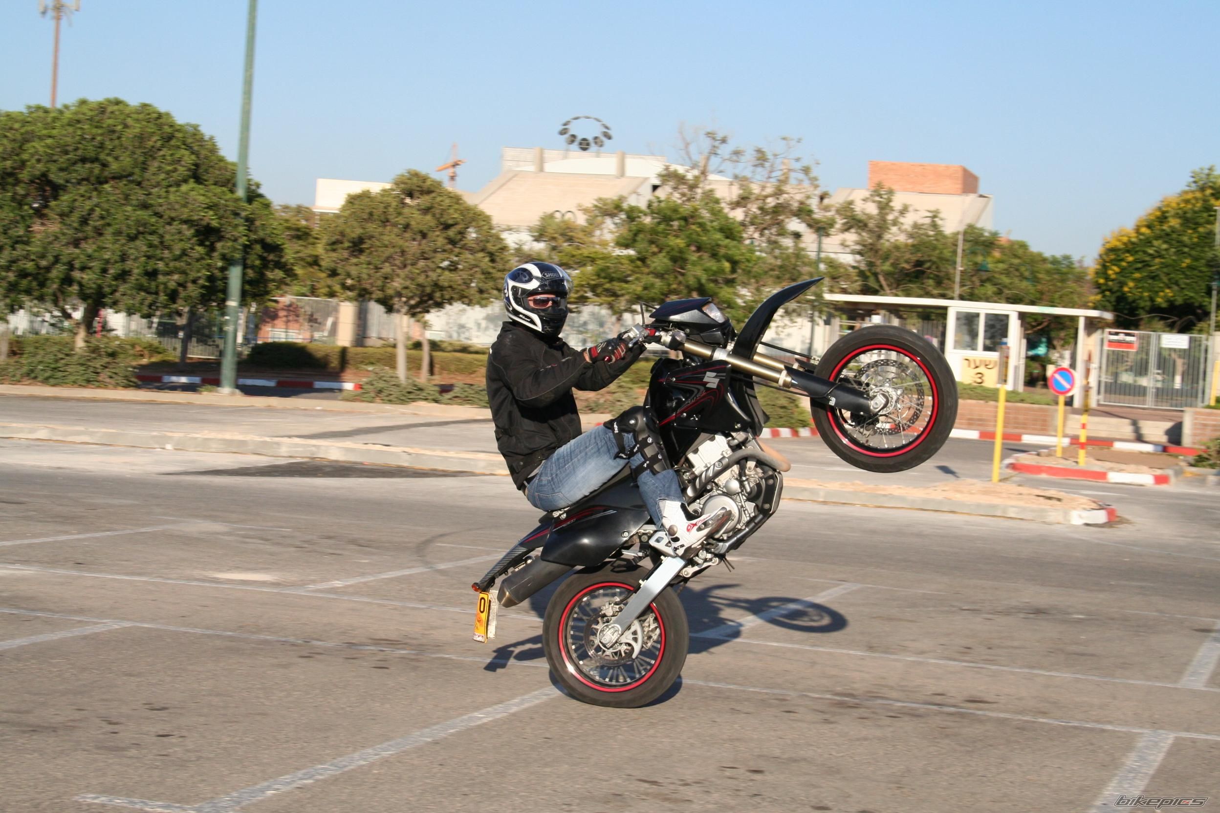 Bike Photo 1074358