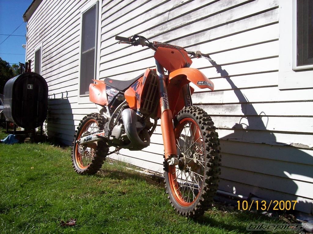 Photo 1074792