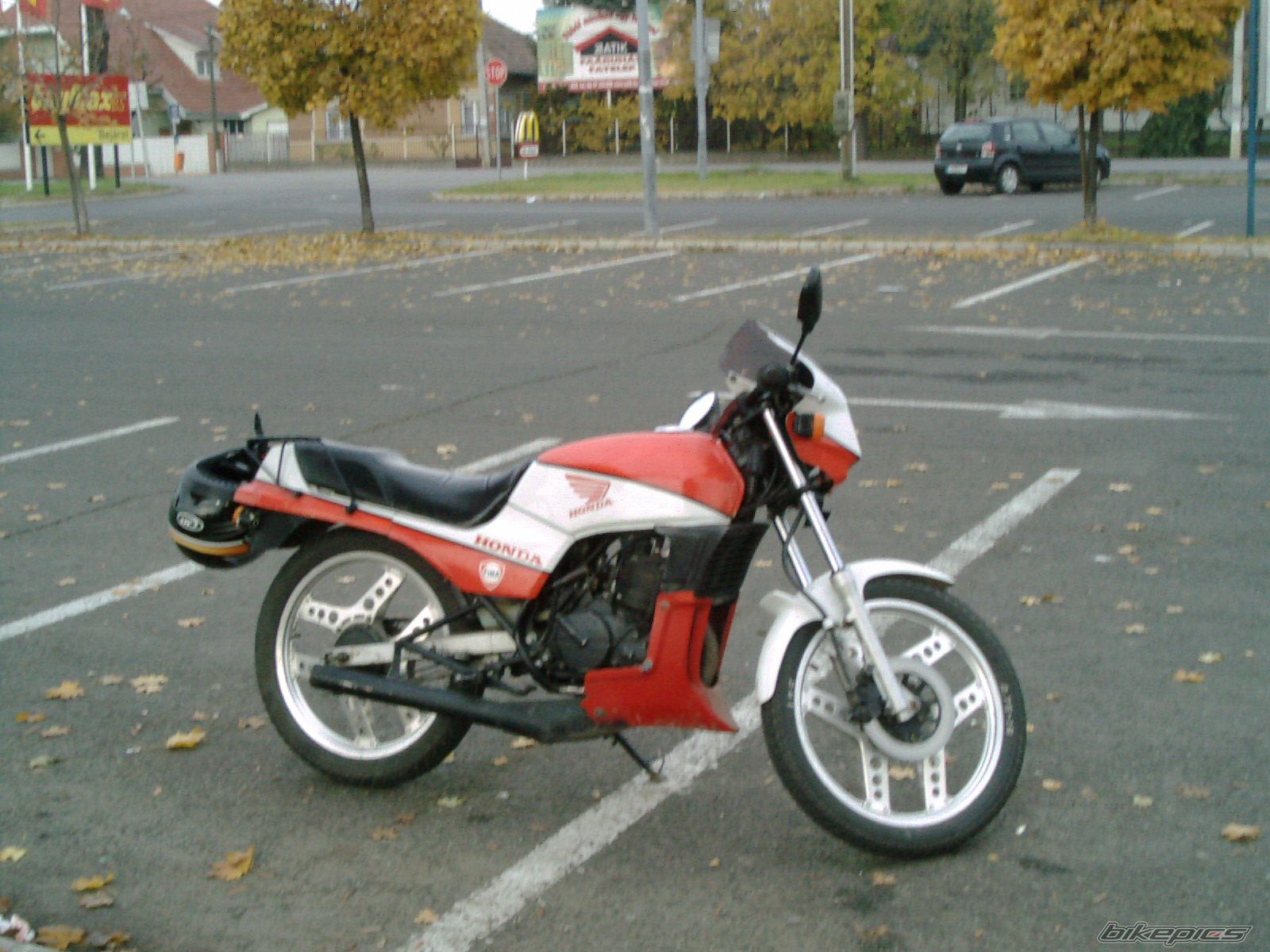 Photo 1074904