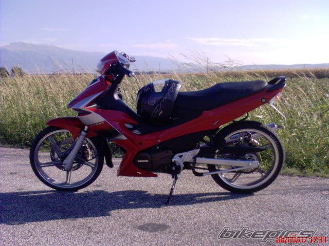 Photo 1074992